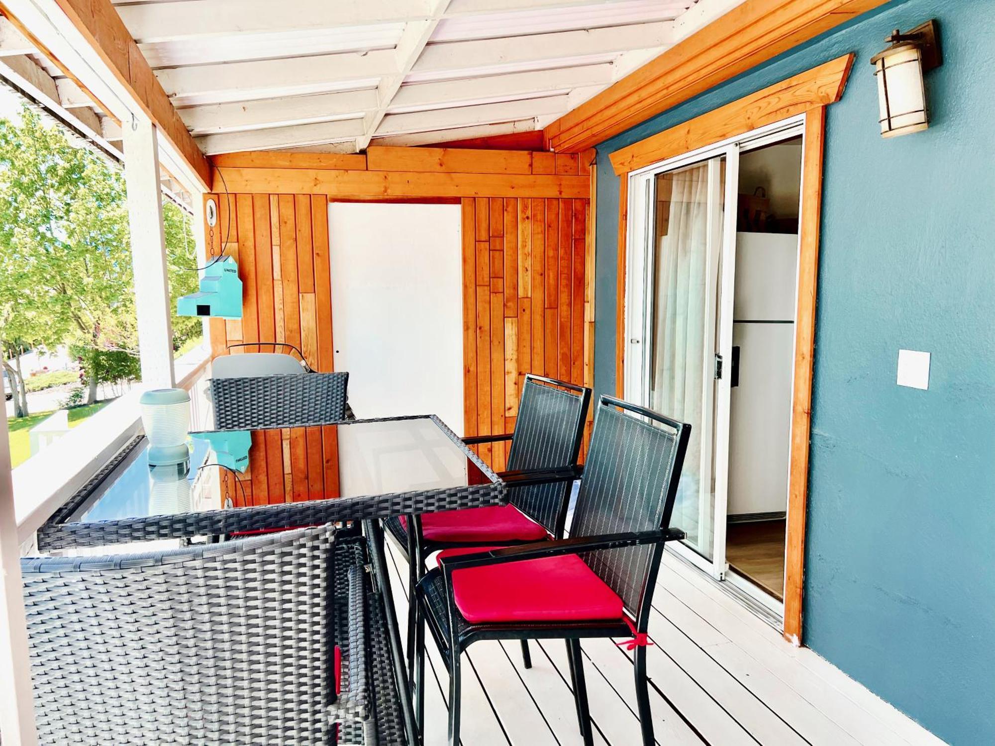 Peachland Beach Resort Dış mekan fotoğraf