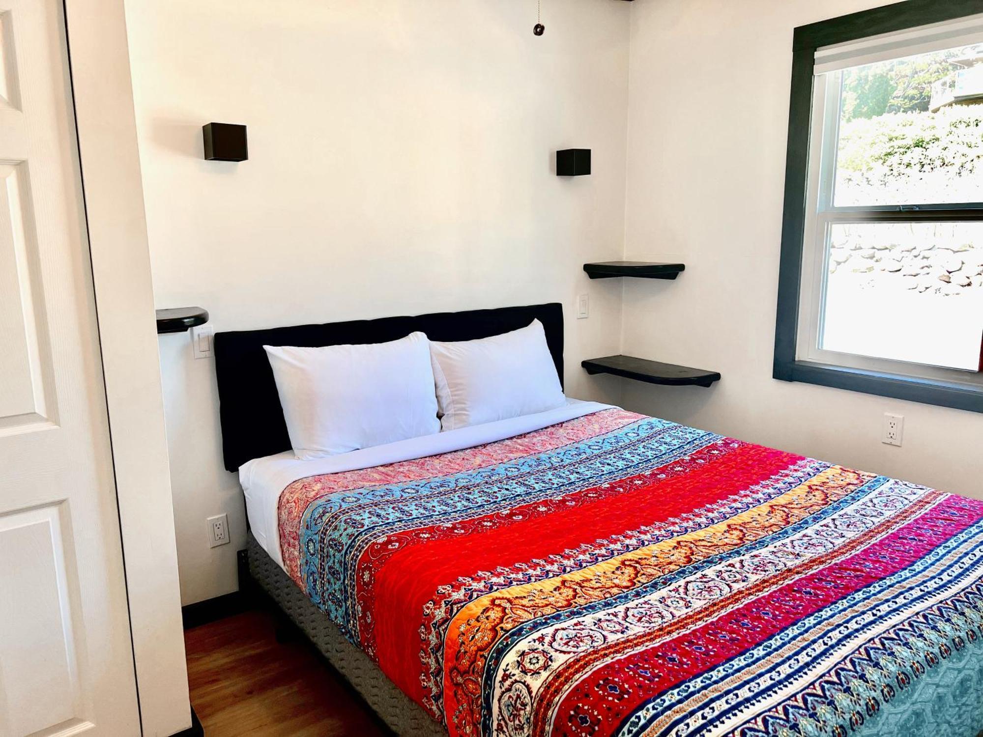 Peachland Beach Resort Dış mekan fotoğraf