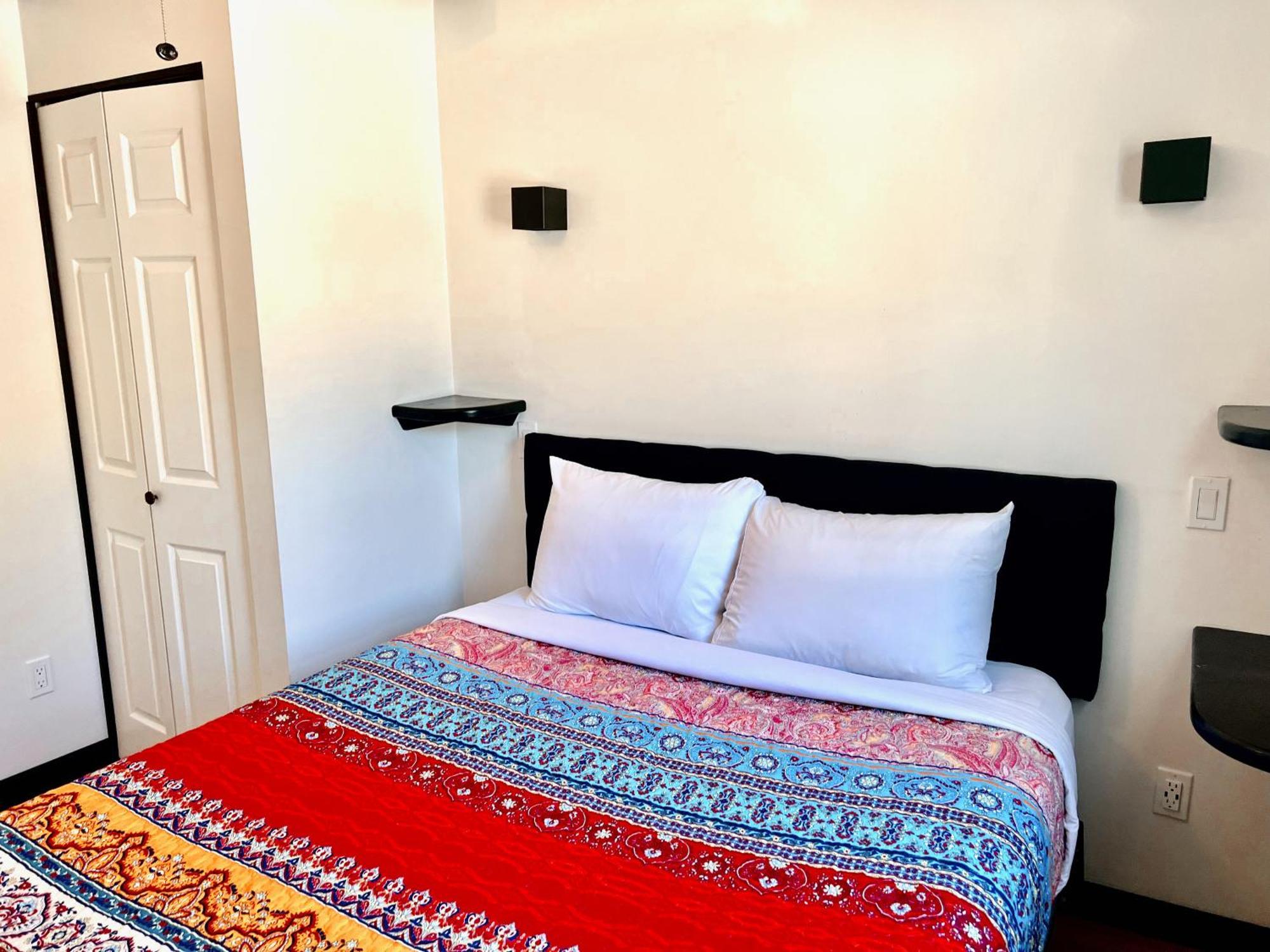 Peachland Beach Resort Dış mekan fotoğraf