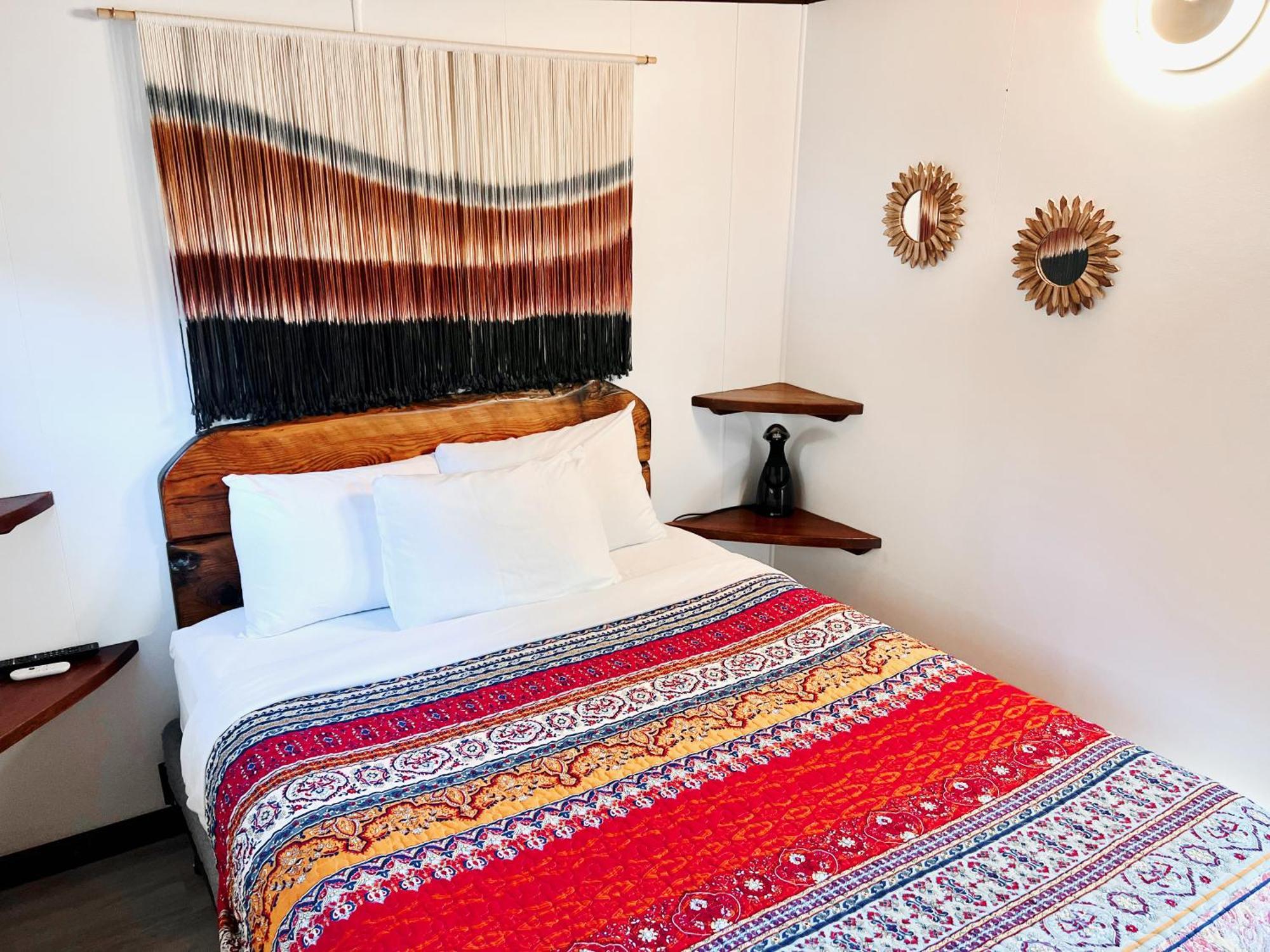 Peachland Beach Resort Dış mekan fotoğraf